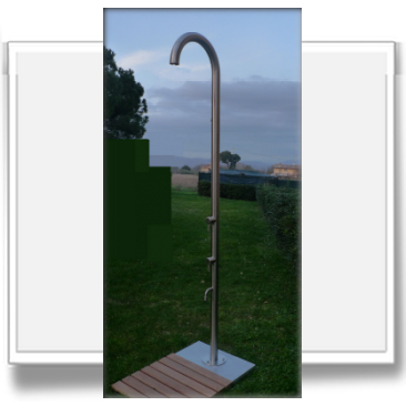 Doccia outdoor a una postazione